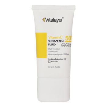 فلوئید ضد آفتاب ویتامین سی SPF50 بیرنگ فاقد چربی انواع پوست ویتالیر 50 میلی لیتر